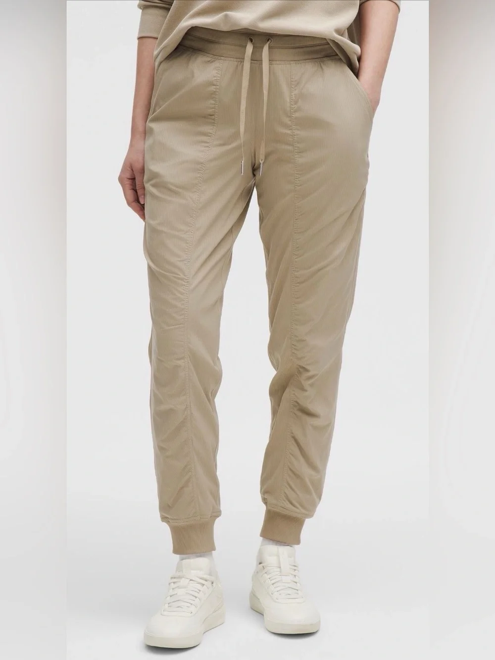 Lululemon Dance Studio Mid-Rise Jogger Full Length 29” Sheer Oak Size 10